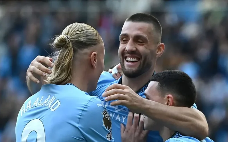 أسباب سيطرة الدوري الإنجليزي الممتاز على المسابقات الأوروبية بعد الاحتفاظ بكامل تشكيلته الأساسية